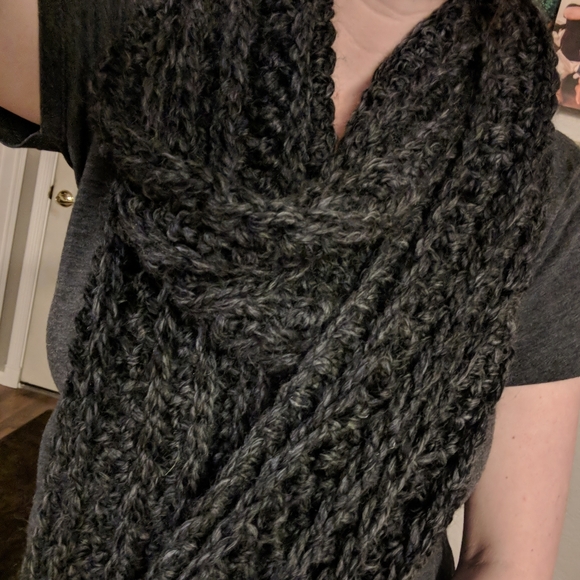 CHUNKY SCARF (made to order) - Picture 9 of 16